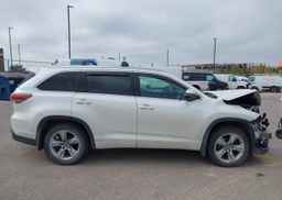 2016 TOYOTA HIGHLANDER LIMITED V6