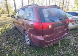2006 TOYOTA SIENNA CE V6