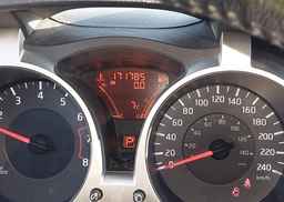2011 NISSAN JUKE SL