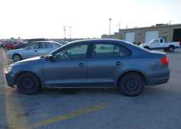 2011 VOLKSWAGEN JETTA 2.0