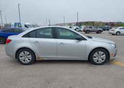 2014 CHEVROLET CRUZE LS