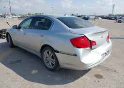 2011 INFINITI G37X