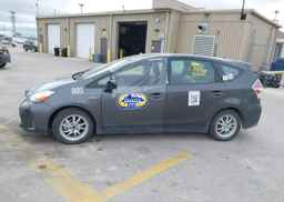 2016 TOYOTA PRIUS V