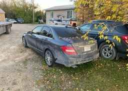 2013 MERCEDES-BENZ C350 4MATIC