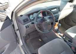 2003 TOYOTA COROLLA LE