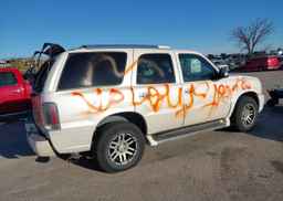 2004 CADILLAC ESCALADE