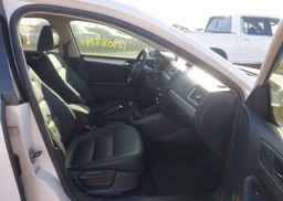 2011 VOLKSWAGEN JETTA 2.5L HIGHLINE