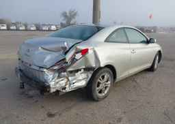 2006 TOYOTA CAMRY SOLARA SE