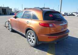 2005 INFINITI FX35