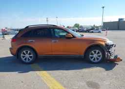 2005 INFINITI FX35