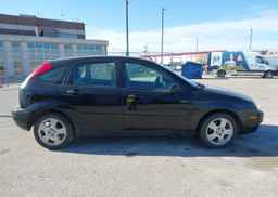 2005 FORD FOCUS ZX5