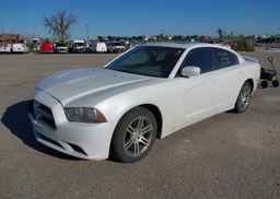 2013 DODGE CHARGER SXT