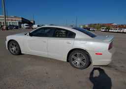 2013 DODGE CHARGER SXT