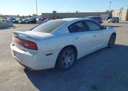 2013 DODGE CHARGER SXT