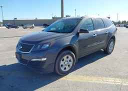 2013 CHEVROLET TRAVERSE LS