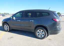 2013 CHEVROLET TRAVERSE LS