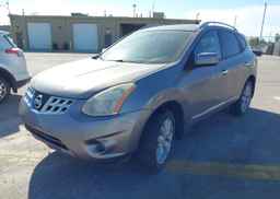 2013 NISSAN ROGUE SV