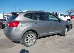 2013 NISSAN ROGUE SV
