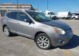 2013 NISSAN ROGUE SV