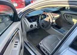 2011 FORD TAURUS LIMITED