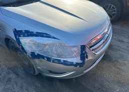2011 FORD TAURUS LIMITED