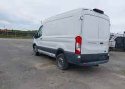 2018 FORD transit t-250