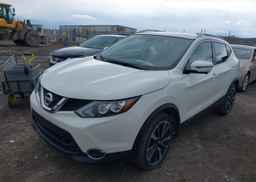 2017 NISSAN QUASHQAI