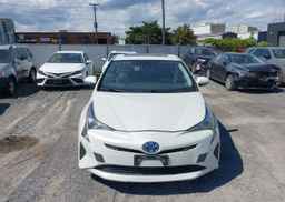 2017 TOYOTA PRIUS