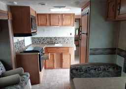 2012 FOREST RIVER INC. PUMA 28BHS
