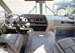 1990 CHEVROLET P30