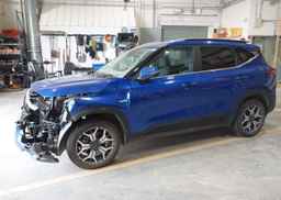 2023 KIA SELTOS EX