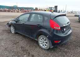 2013 FORD FIESTA SE