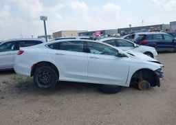 2016 CHRYSLER 200 LX