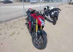2016 SUZUKI GSX-S1000A