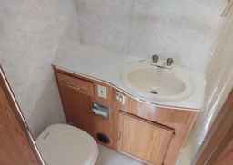 1995 KUSTOM KOACH Westwind 275