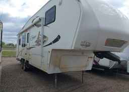 2010 KEYSTONE 5th wheel cougar