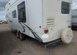 2010 KEYSTONE 5th wheel cougar