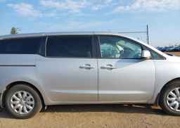 2019 KIA SEDONA L