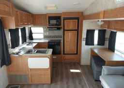 2005 KEYSTONE COPPER CANYON 267SLS