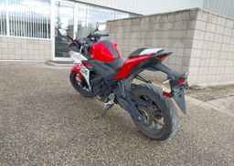 2015 YAMAHA YZFR3