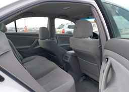 2010 TOYOTA CAMRY SE