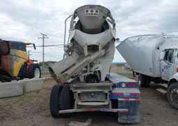 2007 MACK 700 CTP700
