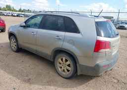 2013 KIA SORENTO LX