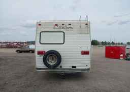 1990 FORD ECONOLINE E350 CUTAWAY VAN
