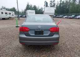 2011 VOLKSWAGEN JETTA SE