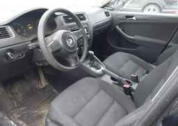 2011 VOLKSWAGEN JETTA SE