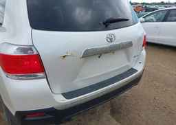 2013 TOYOTA HIGHLANDER PLUS