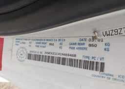2001 VOLKSWAGEN NEW BEETLE GLS