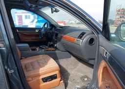 2004 VOLKSWAGEN TOUAREG 4.2