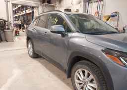 2022 TOYOTA COROLLA CROSS LE